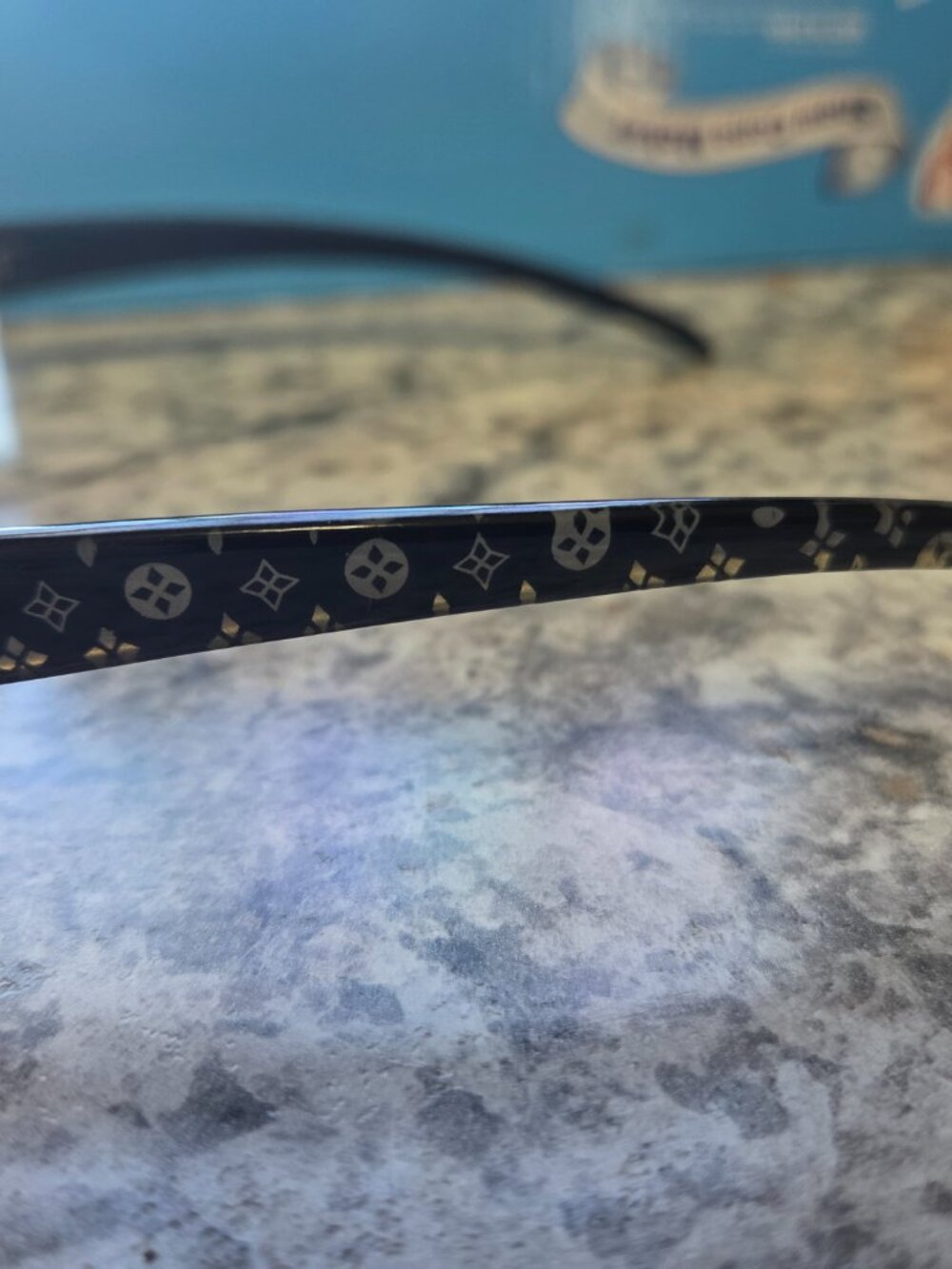 Sunglasses - Picture 4 of 4